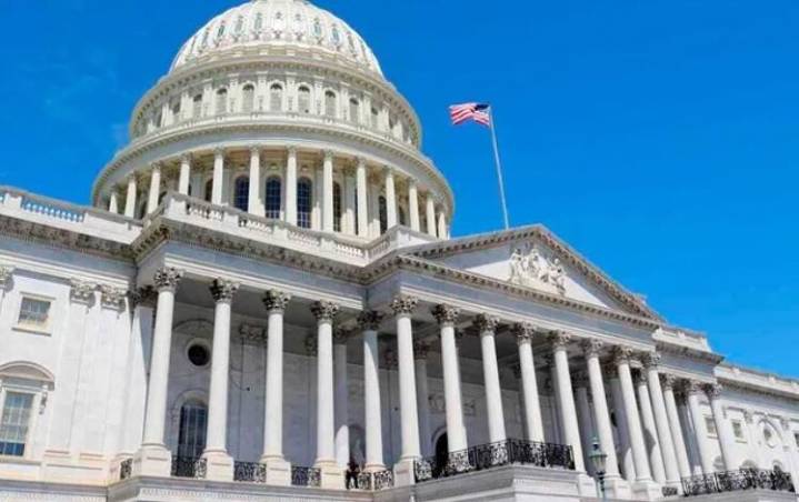 Senado de EE. UU.: fractura demócrata en votación para levantar el cierre del gobierno