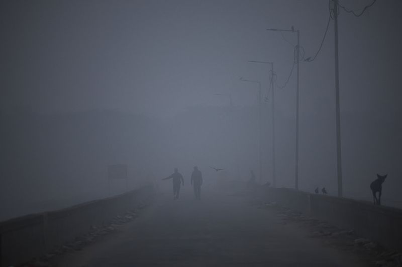 India’s top court asks lawyers to argue online as air quality worsens