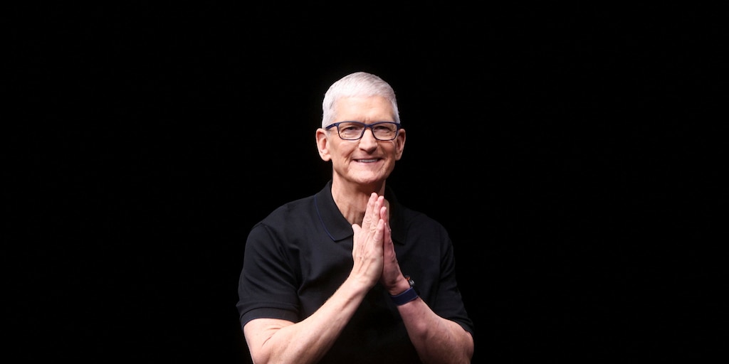 Apple acelera planes de sucesión ante posible salida de Tim Cook