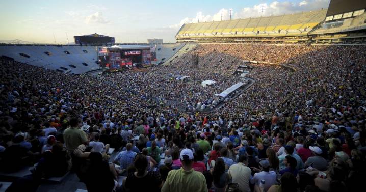 Two major live music acts eyed for Tiger Stadium in 2026 as Baton Rouge decides on tax break