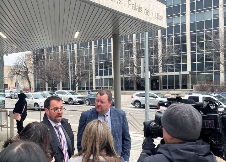 Court confirms hunters can pass Bloodvein checkstop; First Nation plans escorts