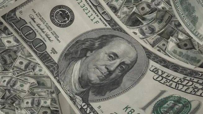 ¿A cuánto cerró el dólar este martes 4 de noviembre?