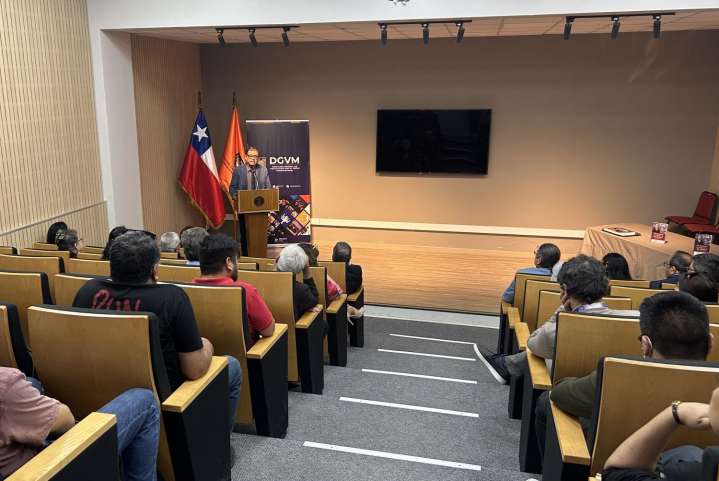 Convenio entre UTA y Fundación Roberto Hernández Cornejo permite publicación de «El Tintero Prodigioso»