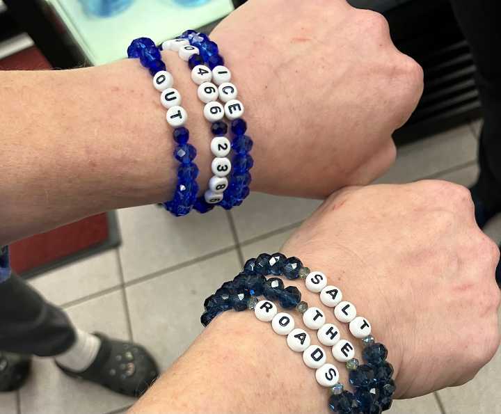 On the streets with volunteers fighting ICE enforcement in N.J. immigrant communities, one pamphlet at a time