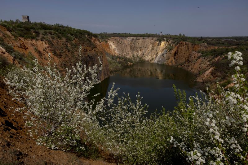 US-Ukraine critical minerals fund hires advisers A&M to identify projects