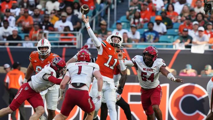 Carson Beck throws 3 TDs as No. 16 Miami rolls past N.C. State