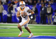 How to Watch Oklahoma Sooners vs. Tennessee Volunteers Live