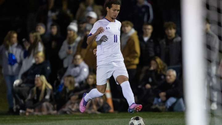 Anderson stays hot as No. 15 Wash. Twp. beats Central in SJ, Group 4