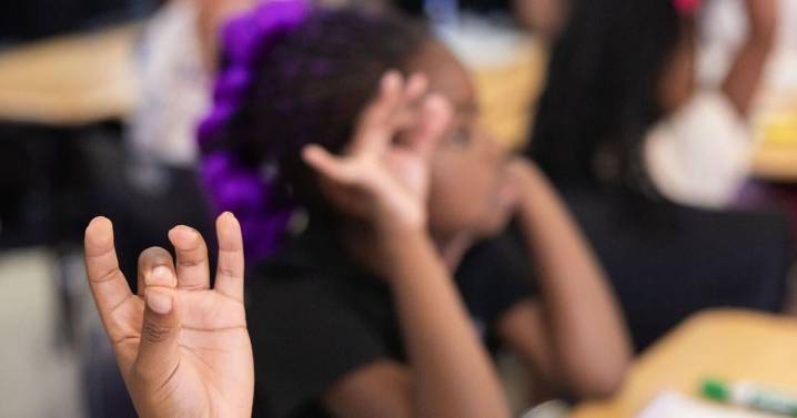 Virginia Board of Education urges divisions to open school zones