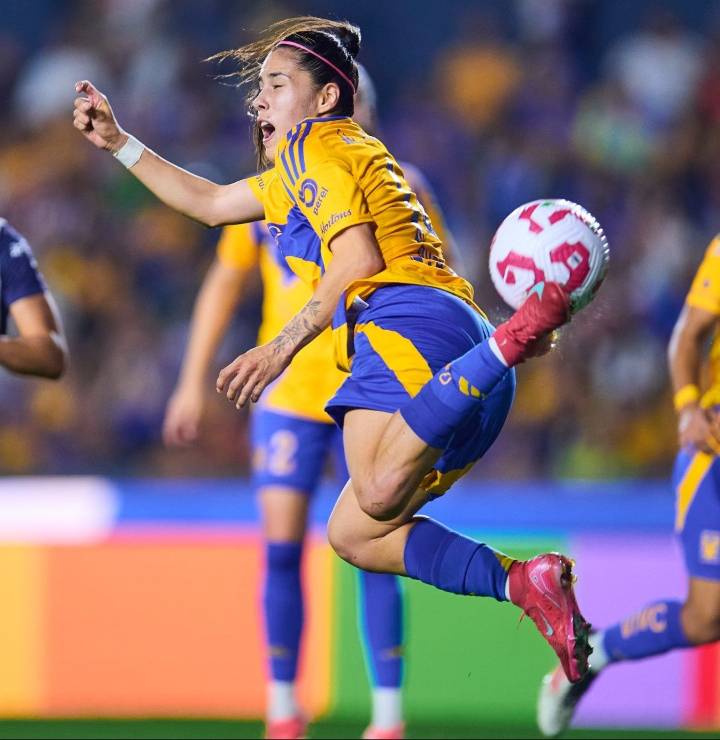 Goles mexicanos nominados a premios The Best