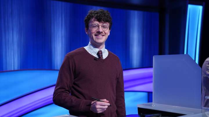 'Jeopardy!' champ Harrison Whitaker headed for tournament