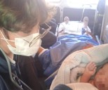 Elementos de PC atienden parto en plena calle de la Progreso