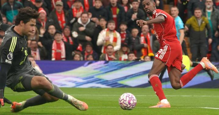 Isak back in training as Slot likens City-Liverpool match to 'clasico' in Spain