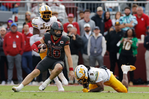 AP Top 25 poll preview: No. 8 Oklahoma knocks off Missouri. Georgia and Texas A&M roll to easy wins