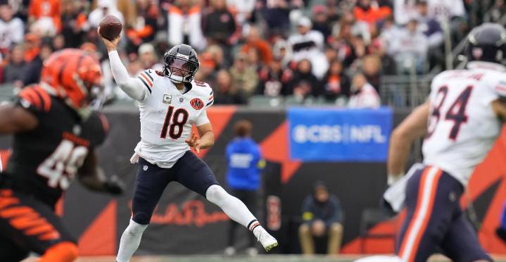 Caleb Williams Stat Tracker Week 9