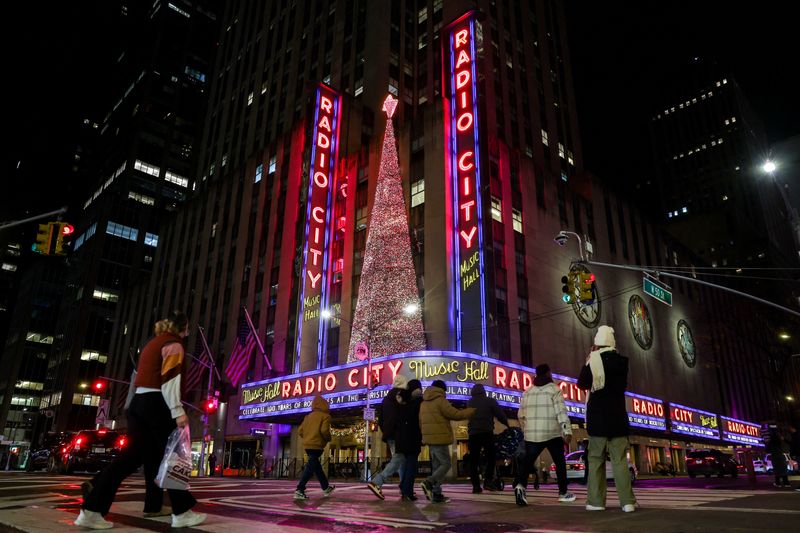 US is the biggest recipient of Chinese loans, study shows