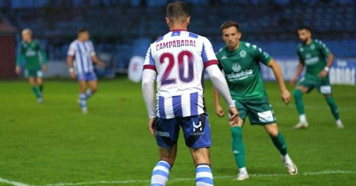 La mala puntería prolonga la caída del CD Arenteiro (1