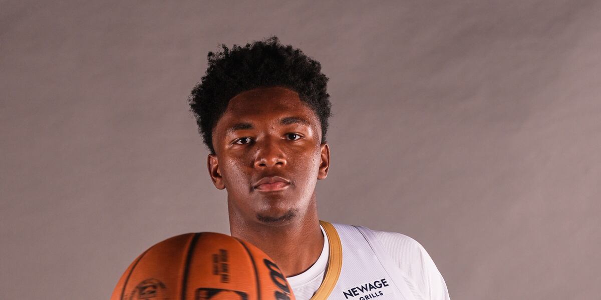 Derik Queen’s crucial playmaking helps Pelicans earn first win amid Zion’s absence