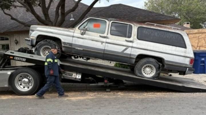 Nueva Unidad de Servicio Comunitario pone orden en Laredo; más de 300 infracciones