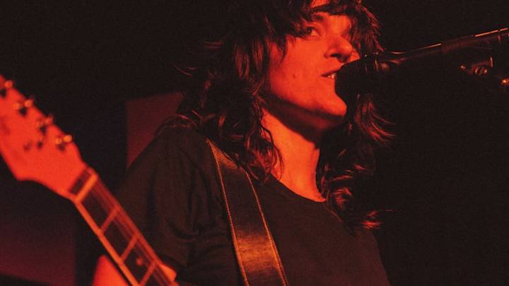 Courtney Barnett: Surprise gig at Melbourne's Punters Club delights fans