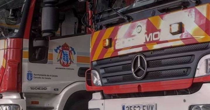 Muere una persona y otra resulta herida de gravedad en un incendio en La Coruña