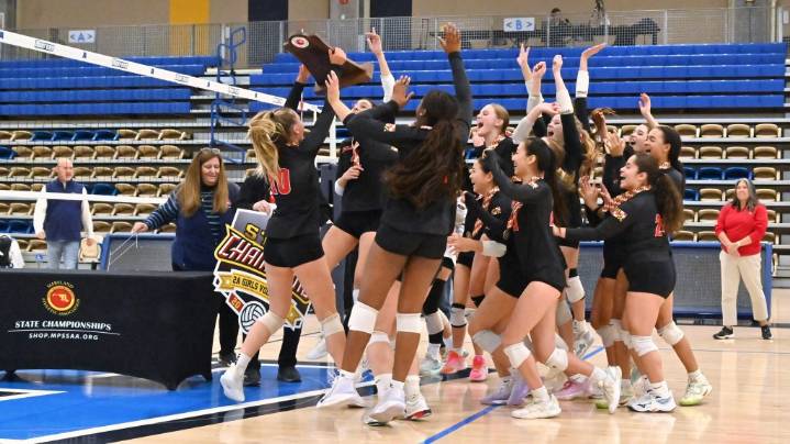 Glenelg volleyball caps resilient run with 2A state title