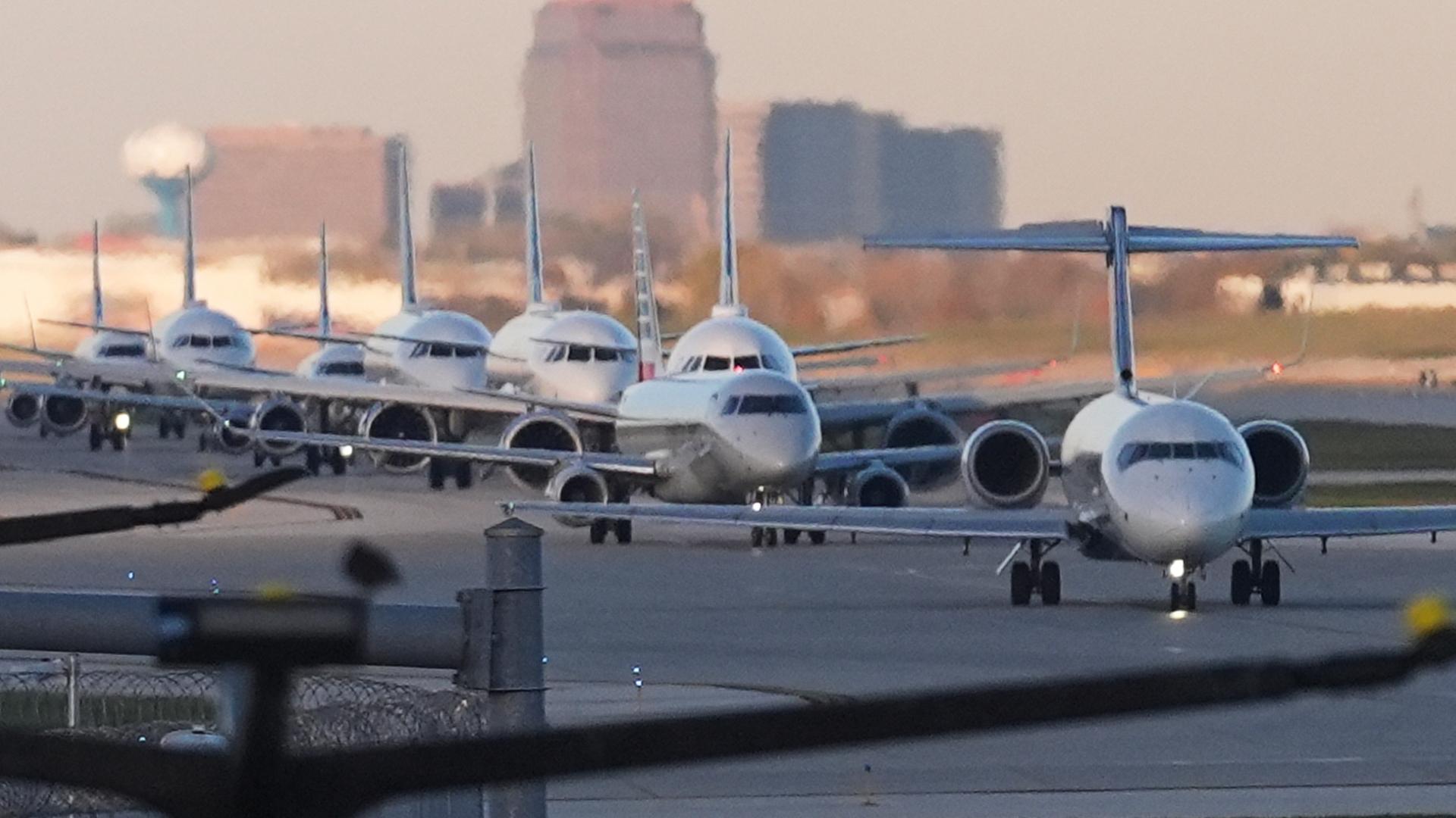 FAA to cut flights by 10% at 40 major airports due to government shutdown