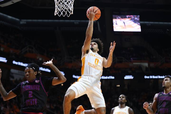 Deadspin | Short-handed No. 20 Tennessee steamrolls Tennessee State