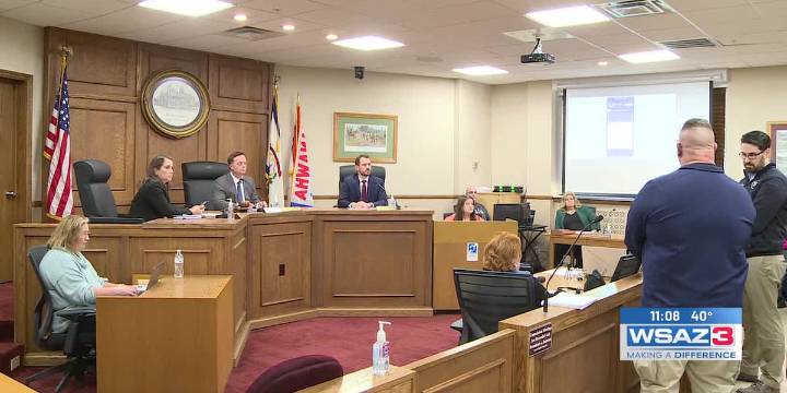 Commission presents ‘Kanawha Alert’ app, sets Oct. 31 for annual trick