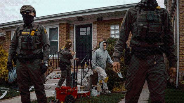 Federal judge weighing ICE use of force in Chicago