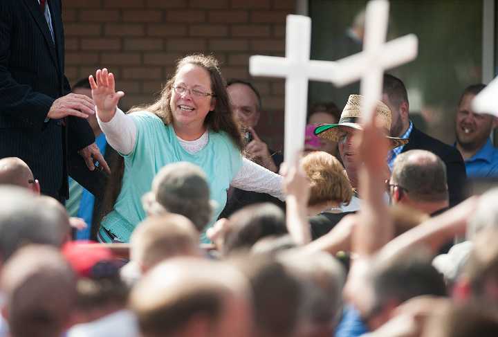 Corte Suprema rechaza solicitud de Kim Davis de reconsiderar histórico fallo sobre el matrimonio homosexual