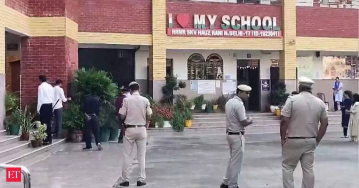 Fresh bomb threats hit three pvt schools in Delhi