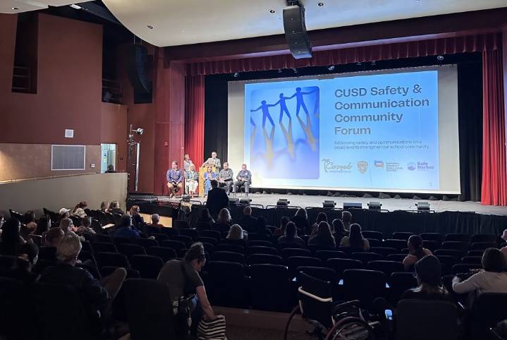 School safety forum highlights need for communication, revamped cell phone policy