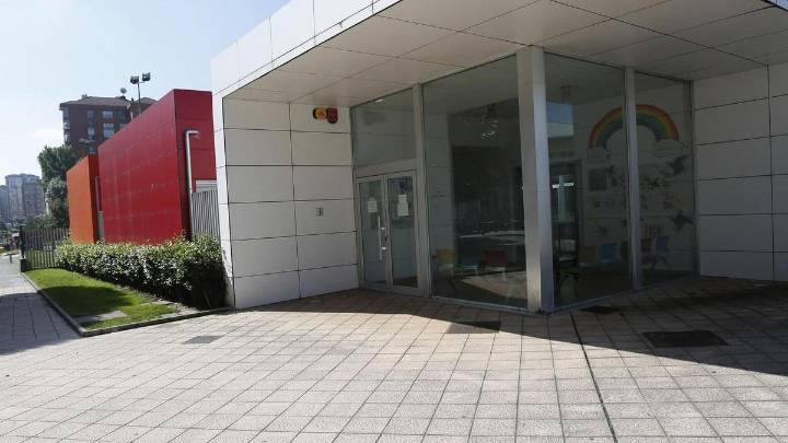 La solución del Ayuntamiento a la crisis de las escuelinas en Avilés: esta es la fórmula (ya utilizada) que se usará para cubrir las bajas en El Quirinal