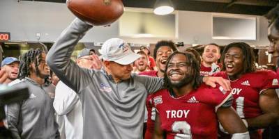 ‘Built in a lab to be the spiritual successor to Pat Dye’: CFB insider says Jon Sumrall is the top pick to lead Auburn’s next era