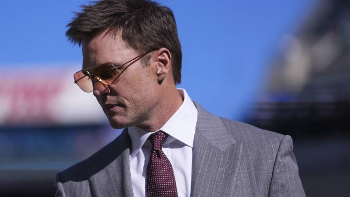 Will Tom Brady be back in the coaches' box tonight?