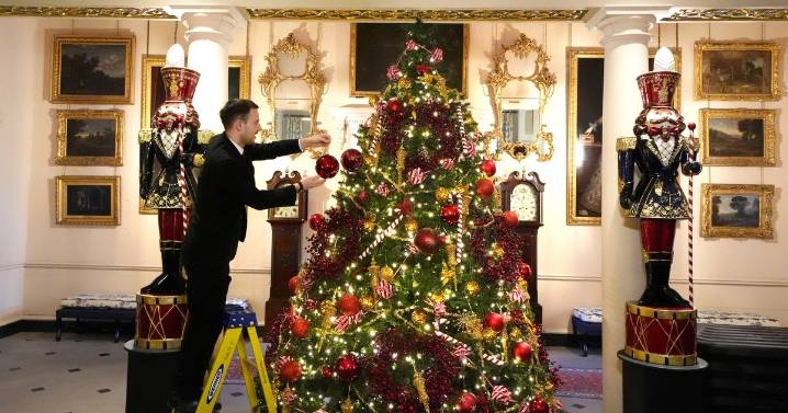 Historic Scottish tourist attraction gives sneak peak of 'magical' Christmas decorations