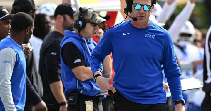SMU gives coach Rhett Lashlee another extension amid Arkansas speculation