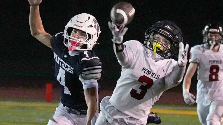 See the play that clinched the first Section V football title won by Penfield