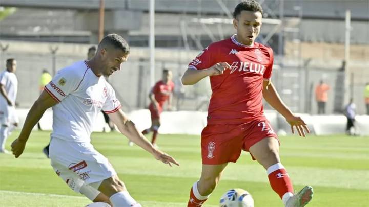 Huracán igualó con Barracas y quedó fuera de los playoffs del Clausura