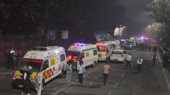 Hours after Delhi blast, AAP’s Sanjay Singh blames Pakistan; NIA probes terror angle