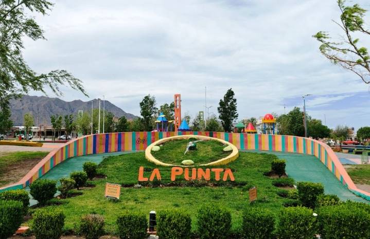 La Punta: una mujer falleció tras descompensarse en la vía pública