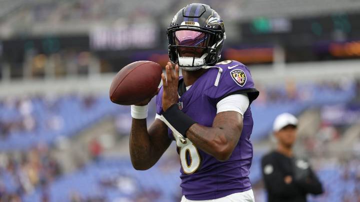 Ravens' Lamar Jackson back at practice, eyes start vs. Browns
