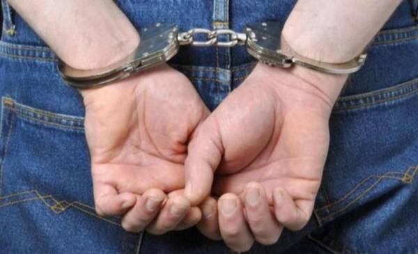 Detuvieron a uno de los abogados del “clan Sena”