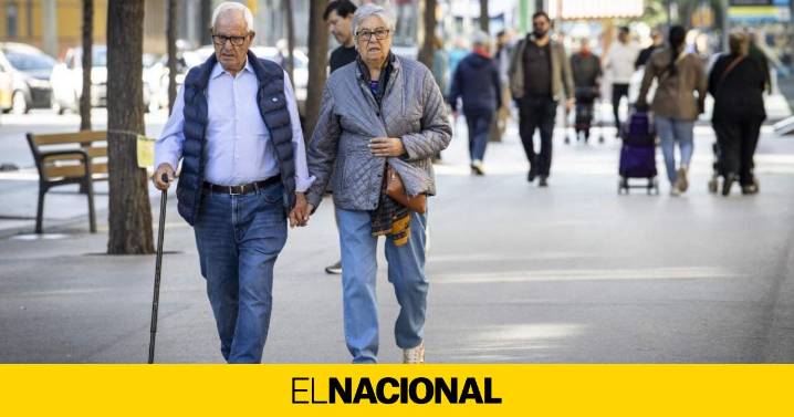 Un estudio europeo indica que hablar habitualmente más de una lengua ayuda a envejecer mejor