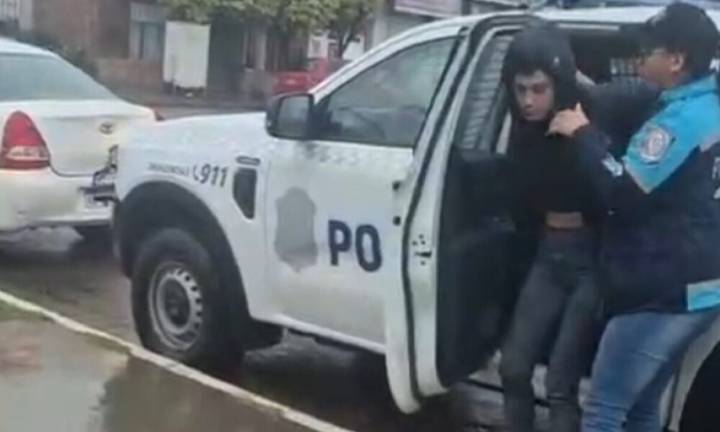Detienen a una mujer por una violenta entradera en el barrio Latino