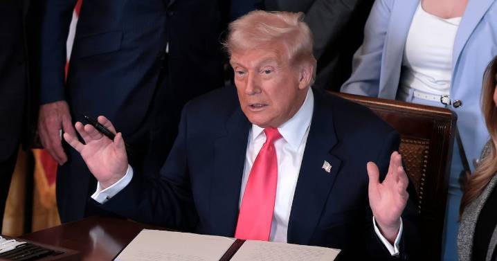 White House Staff Had to Kill Trump’s Physically Impossible Oval Office Chandelier, says Scott Jennings