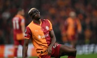Watch: Nigeria and Galatasaray dealt major injury worry as Eric Chelle explains Victor Osimhen substitution