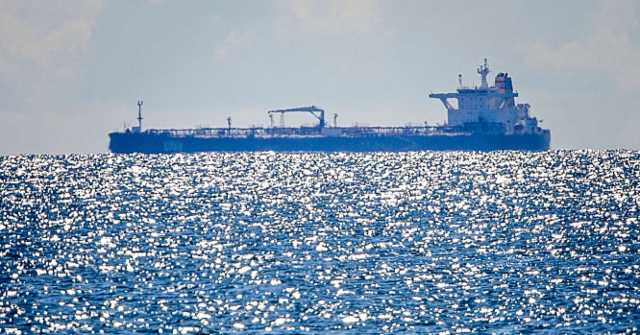 Report: Russian Seaborne Crude Oil Shipments Tank After Trump Sanctions