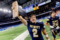 Dueling QBs put on record-setting show in DeWitt’s D3 state finals win over Mount Pleasant
